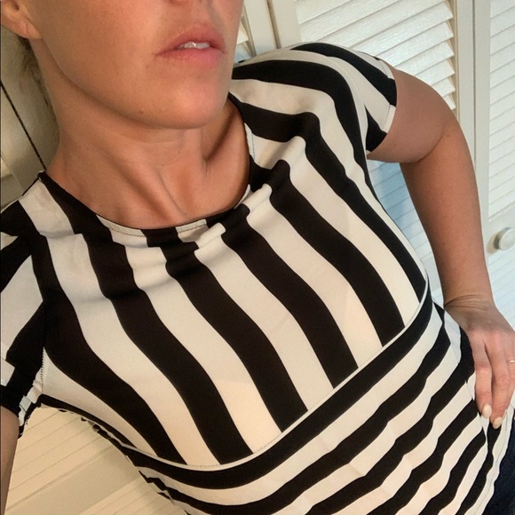 Black & White Stripped Top with red bow detail - Picture 2 of 9